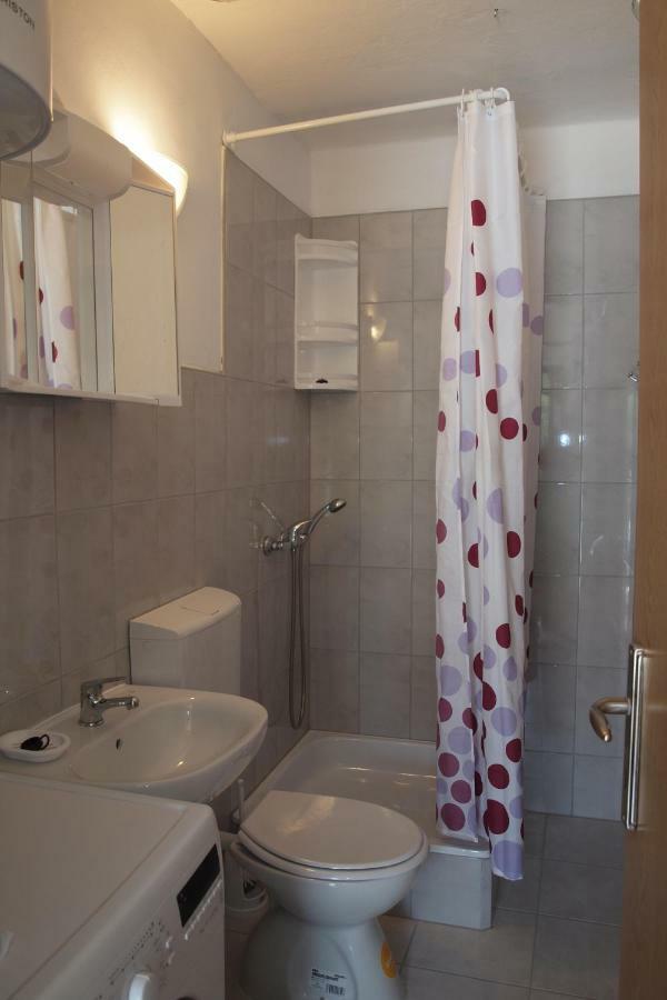 Apartments Viktorija 斯塔利格拉德-帕克利尼卡 外观 照片