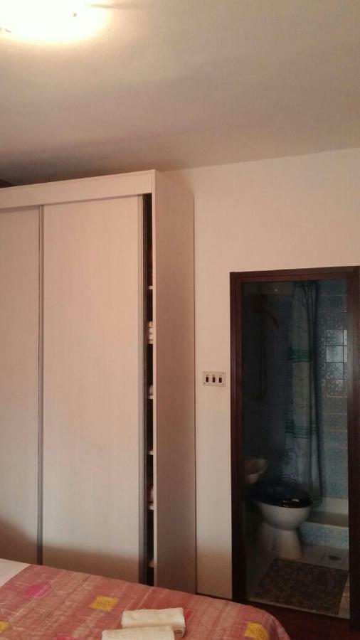 Apartments Viktorija 斯塔利格拉德-帕克利尼卡 外观 照片